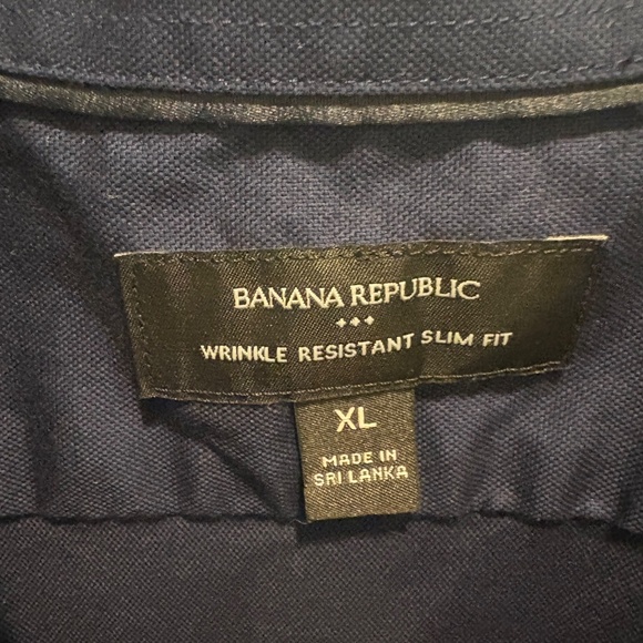 Men’s Banana Republic short sleeve button down, XL Navy - Picture 3 of 3